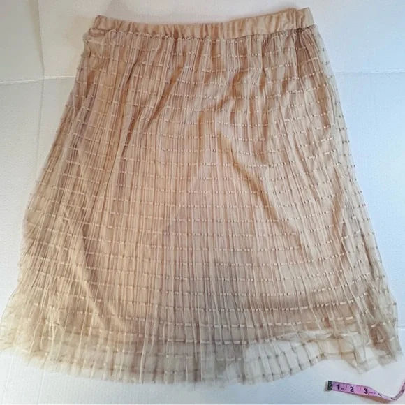 Metrowear Beige Sheer Overlay Skirt 3X Elastic Waist Lined Midi Skirt - Picture 5 of 12